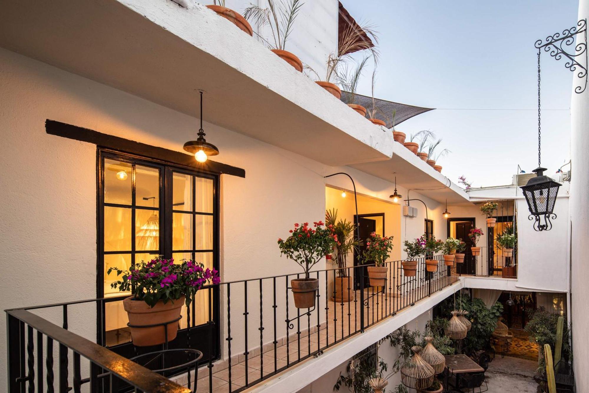Holt Hotel Del Pueblito Сан Мигел де Аленде Екстериор снимка